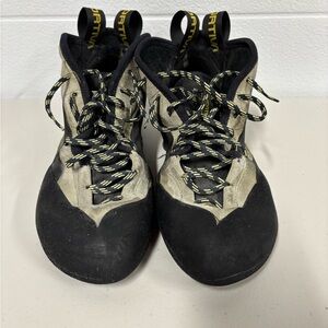 La Sportiva Rock Climbing Shoes-Black and Tan